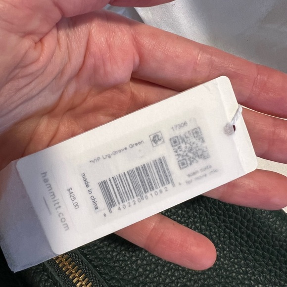 ✨NWT— Hammitt VIP LARGE in Grove green/Brushed gold - Picture 6 of 7